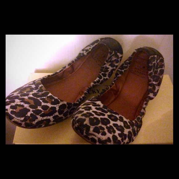 Lucky Brand leopard print flats