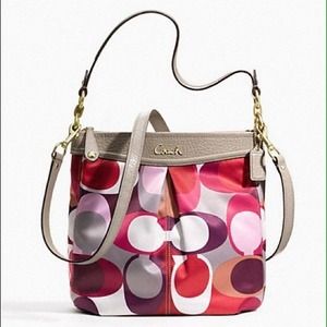 100% Authentic Coach ASHLEY SCARF PRINT HIPPIE