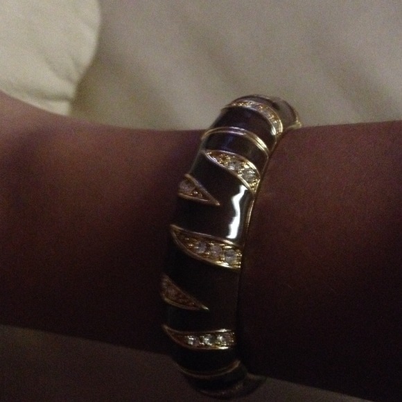 Brown/Gold Jeweled Bracelet 🔥