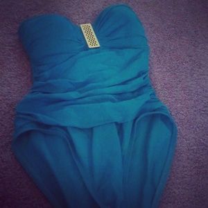 Strapless one piece bathing suit