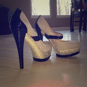 Jessica Simpson Cheetah pump 8 1/2
