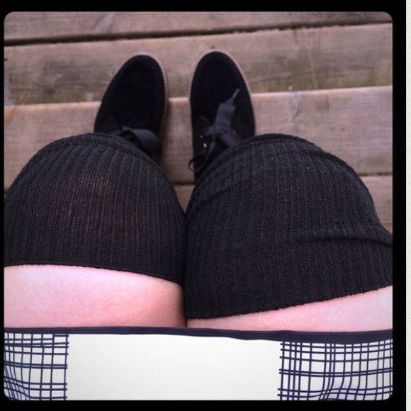 Black tie up shoes.