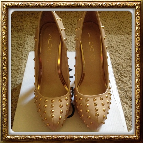 ALDO studded heels - Picture 2 of 4