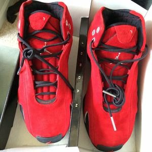 ✨REDUCED✨ Exclusive Air Jordan 21