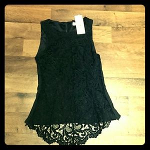 NWT Sleevless Lace Top