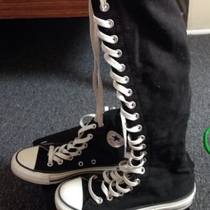 Converse knee high