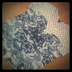 H&M TATTONIC FLOWY TOP SIZE M