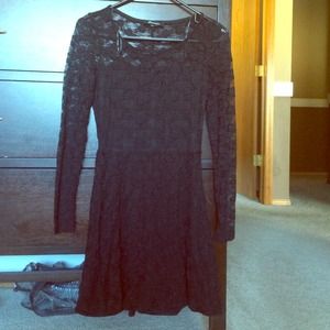 Black lace forever 21 dress