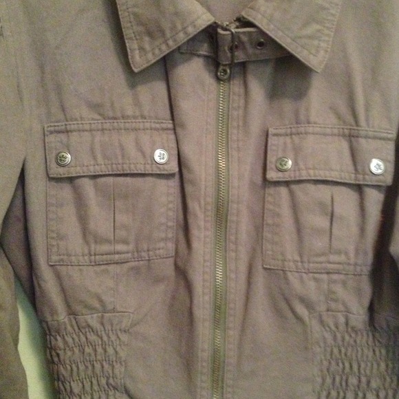 Army green Spring Jacket from France 🇫🇷 - Picture 4 of 4