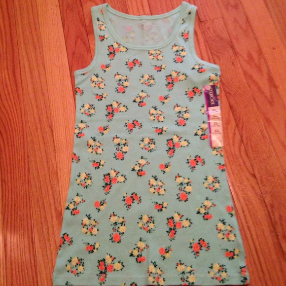 Tank Top - Picture 2 of 3