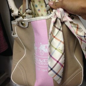 Coach handbag perfect for summer