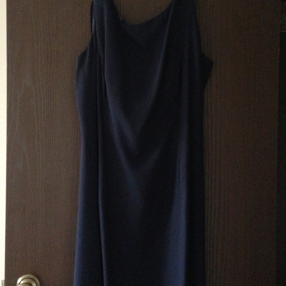 💢sold💢 formal dress - Picture 2 of 2