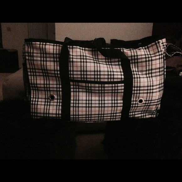 Dog carrier !!