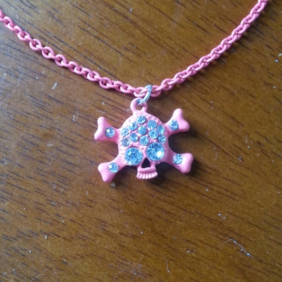 Pink skull & crossbones necklace