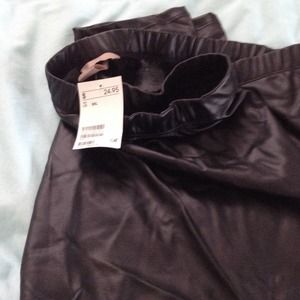 Faux leather legging plus size