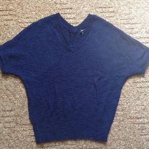 Gap short sleeve navy blue sweater.