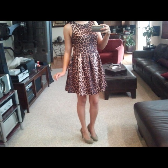 KEEPING Topshop cheetah jacquard dress - Picture 2 of 2