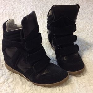 Steve Madden HILIGHT Black Suede Wedge Sneakers