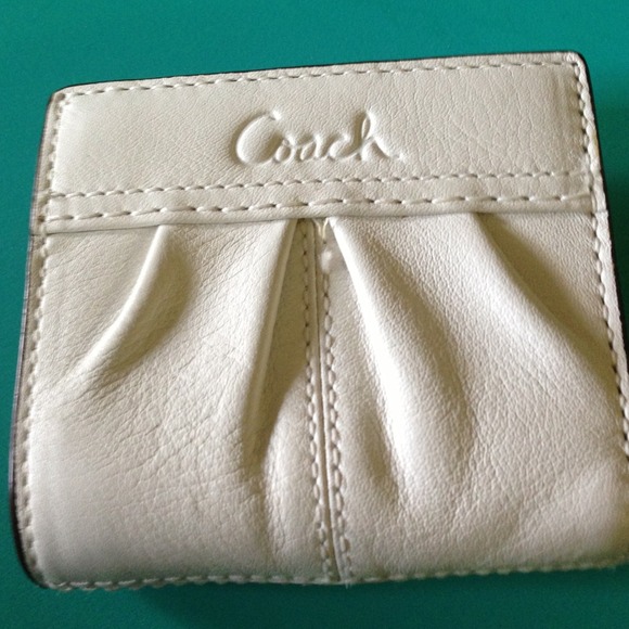 Coach wallet new w tag