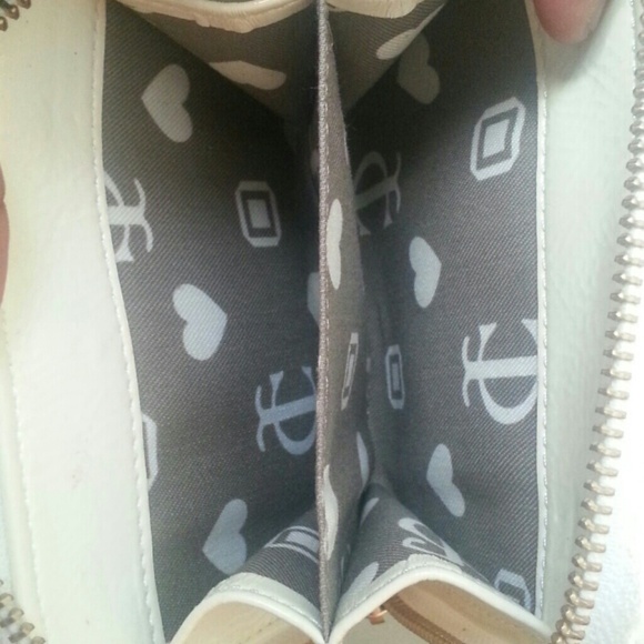 Small Wallet - Picture 3 of 3