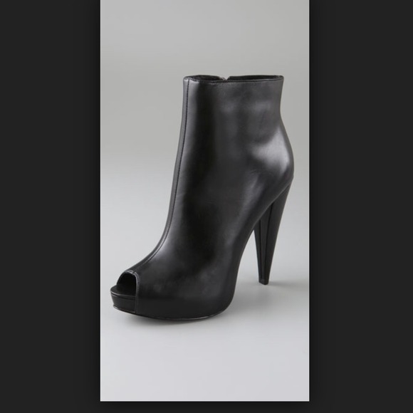 Reserved For @ChrissyMarie523 Report Booties