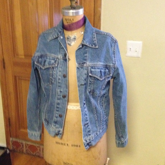 SOLD Gap denim jacket