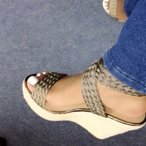 REDUCED!!! JustFab Wedges