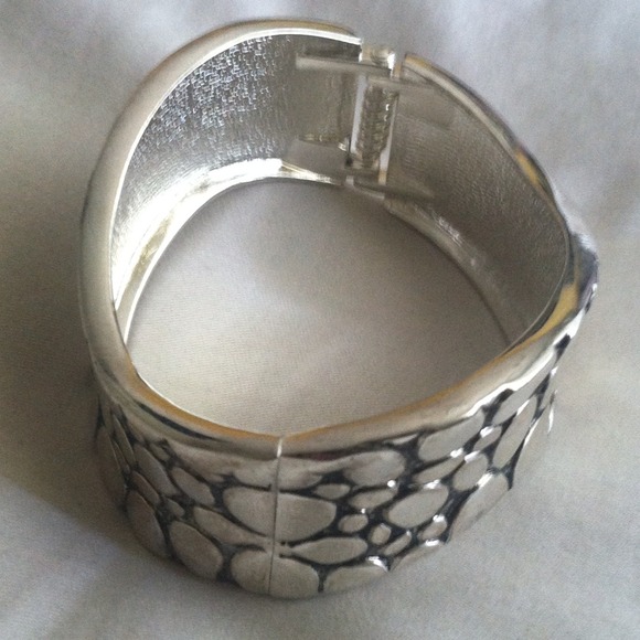 💠Bubble Stone Bracelet 💠 - Picture 2 of 4