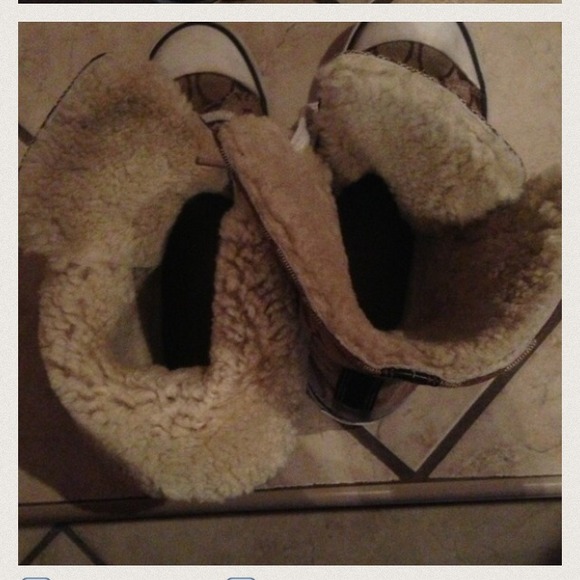 ❌SOLD❌Coach High Tops 👞 - Picture 3 of 3