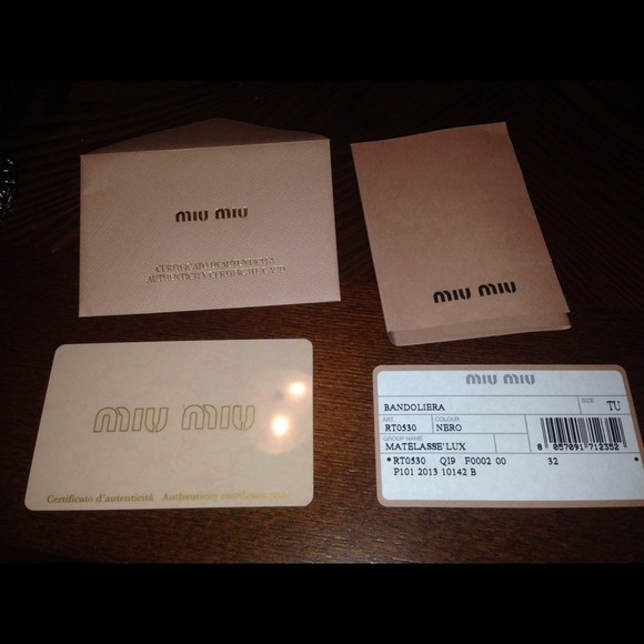 Authentic Miu Miu matelasse shoulder chain bag - Picture 4 of 4