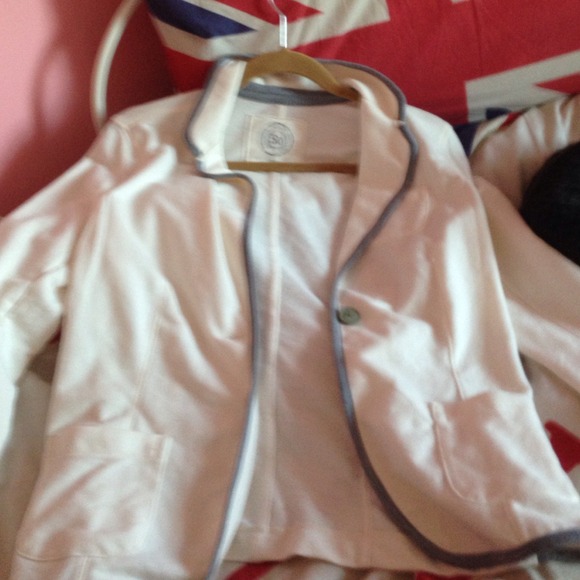 White and gray blazer