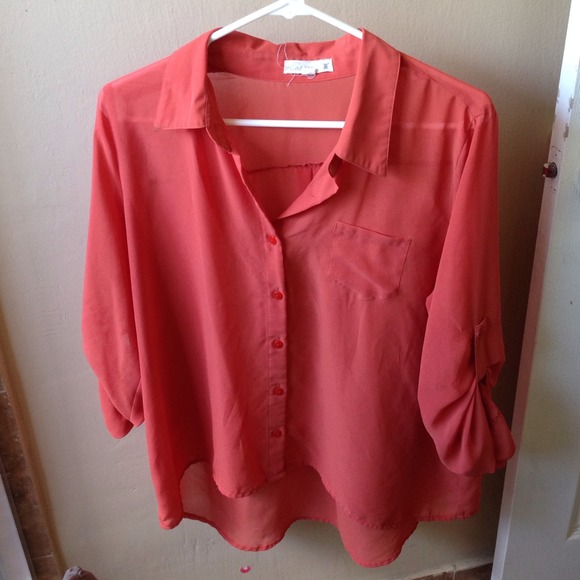 Bundle Peach shear shirt & khaki shorts