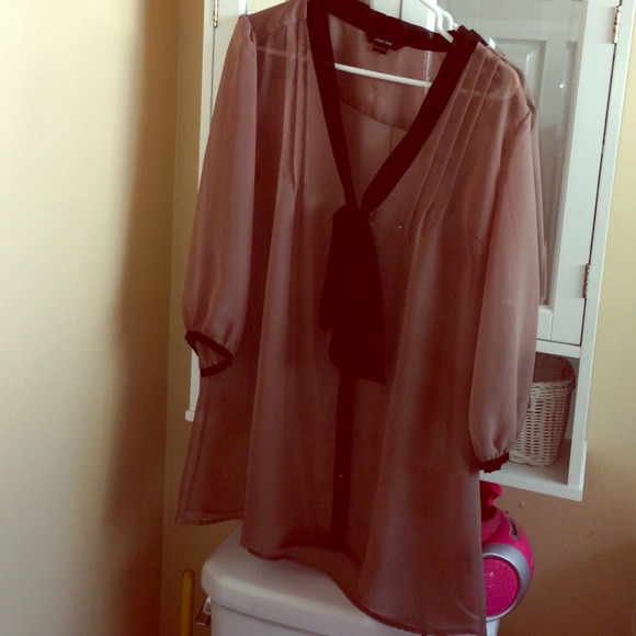 Brown/black blouse