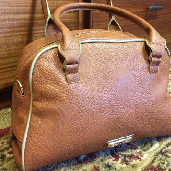 Steve Madden brown leather bag