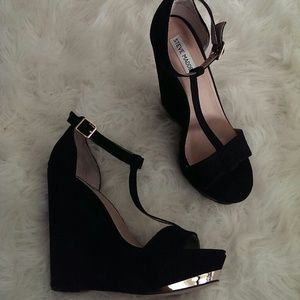 Steve Madden Xtrime Wedges
