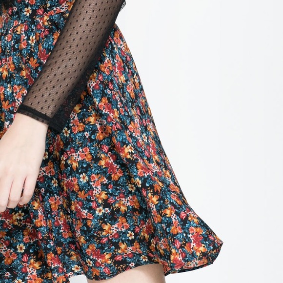 💕Host Pick 💕Zara dress - Picture 3 of 4