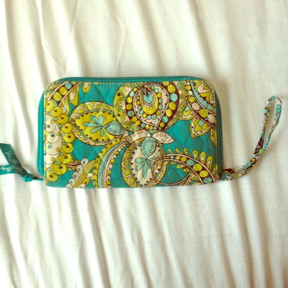 😎SOLD on Vinted👏 Vera Bradley Large Wallet