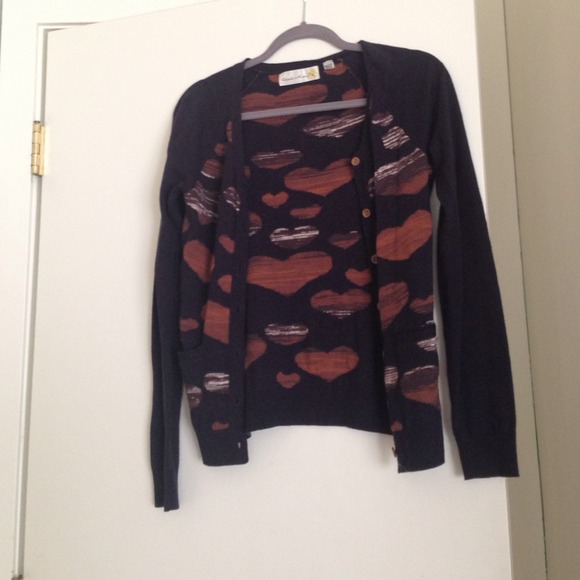 Fitted sweater