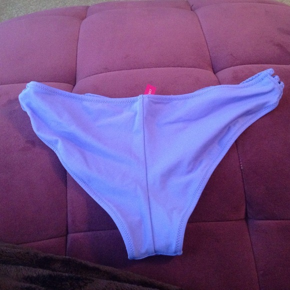 Victoria's Secret bathing suit bottoms - Picture 3 of 4