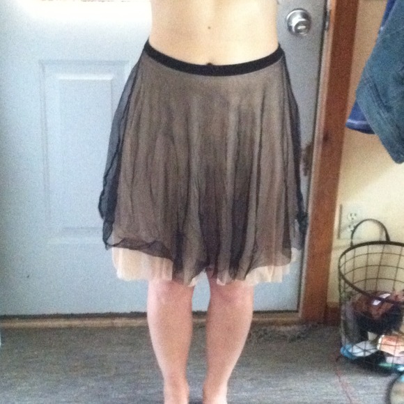 Tulle double layer skirt - Picture 4 of 4