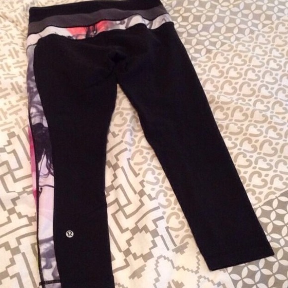 Lululemon capris size 4