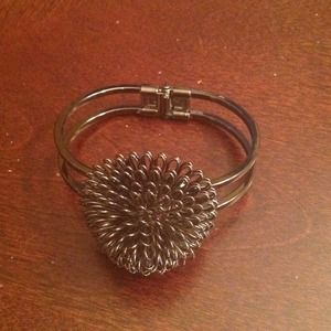 Flower/ cone designed hinged bangle