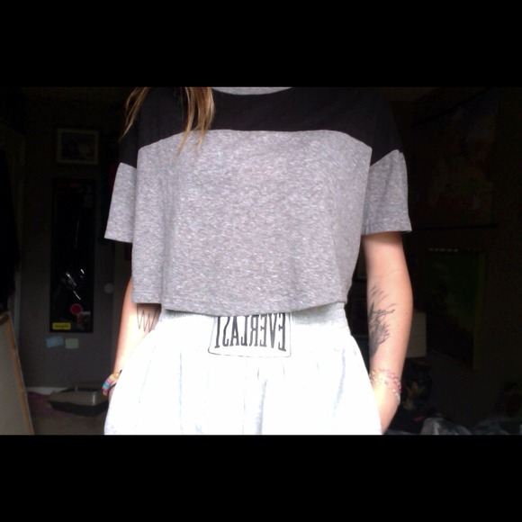 color block crop top