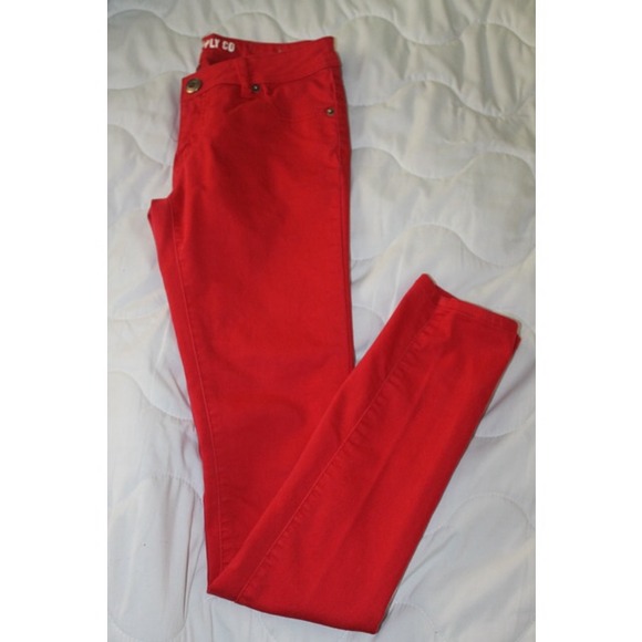red skinny jeans