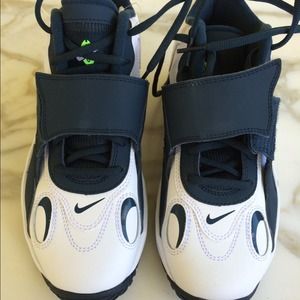 Nike Speed Turf size 5 y (GS)