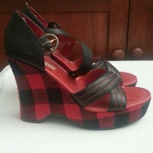 Red Plaid Wedges