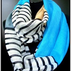 Blue & beige Infinity scarf with black stripes