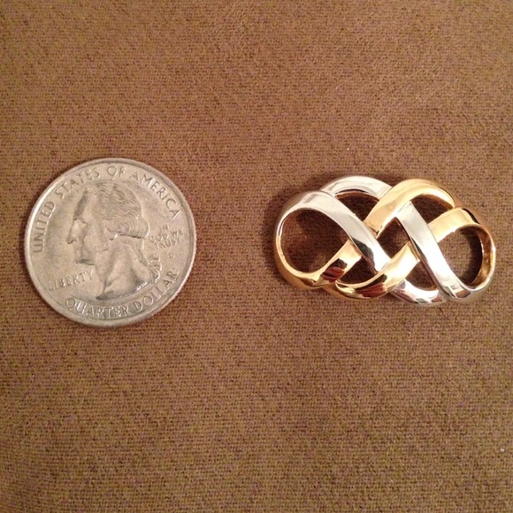 Gold and silver Lia Sophia slide - Picture 2 of 2