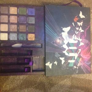 HOLD ⛔️ Makeup pallet