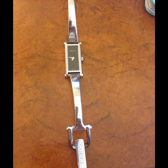 Authentic Gucci Watch! Model AND Serial # included